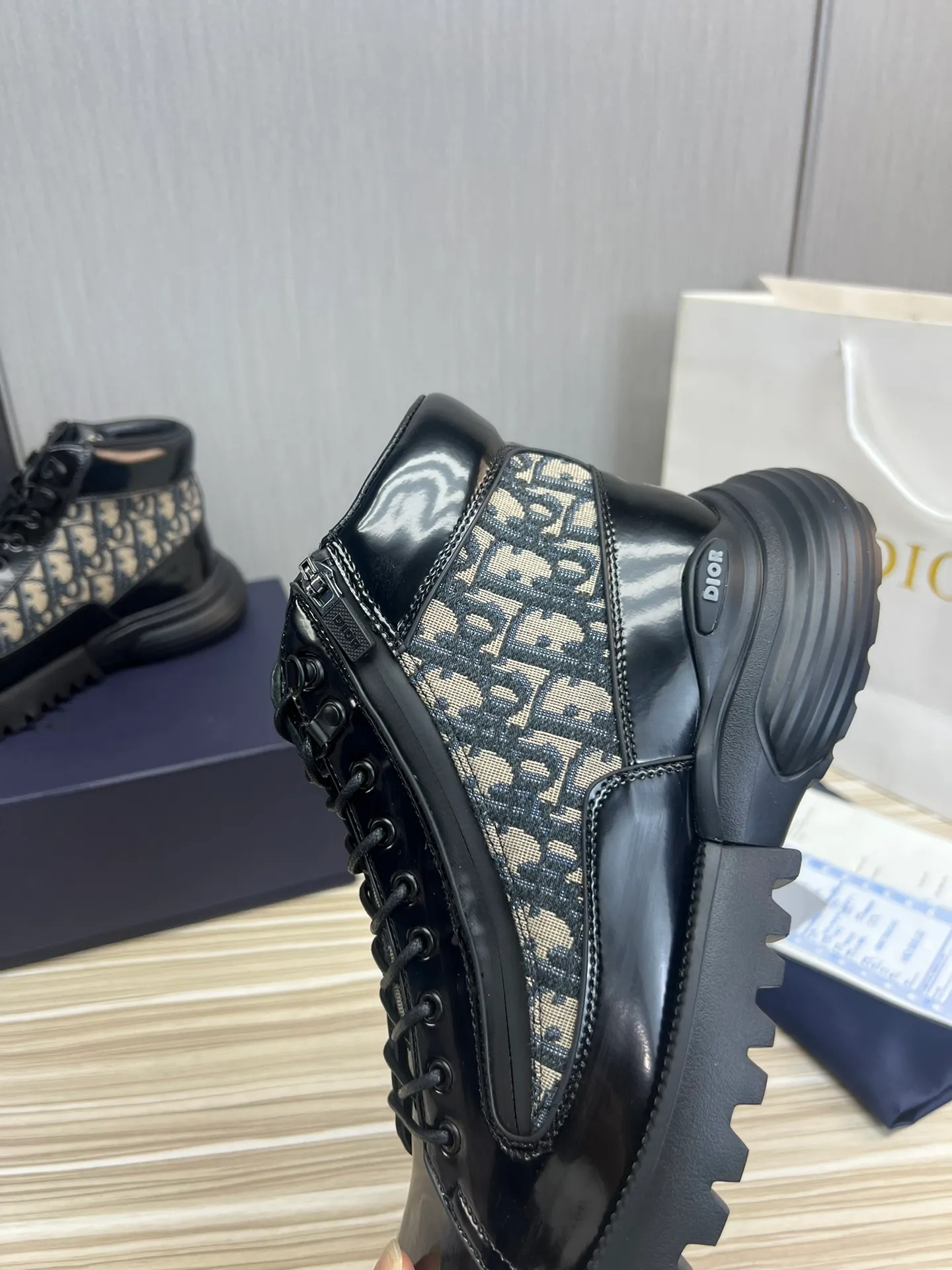 Men's men's shoes💰640💰 Dior men's business casual leather shoes👞all made of imported original brand leather, just to create a more comfortable wearing experience, upper: original cowhide splicing➕imported sheepskin lining, original non-slip and wear-resistant rubber outsole✔️36-45 (45 non-returnable)